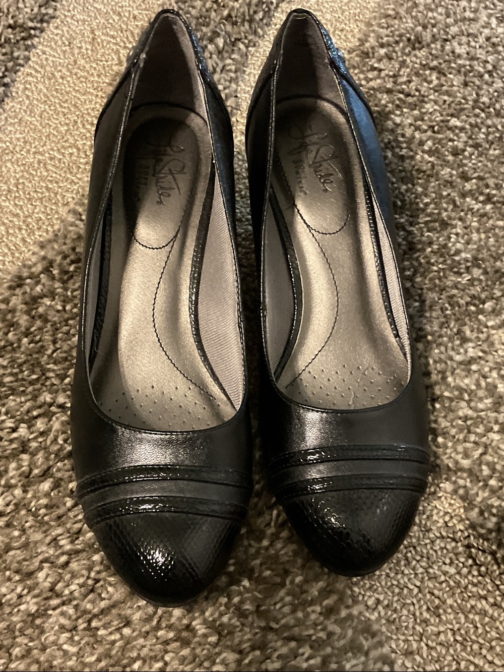 LifeStride Black Women's Flats with Subtle Toe Detail